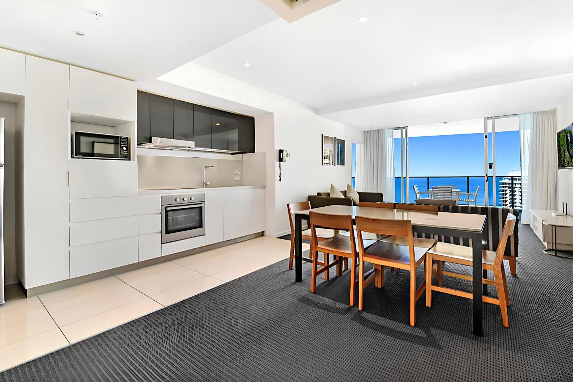 Number 1 H Residences - Wifi, Parking & More By Gold Coast Holidays 외부 사진
